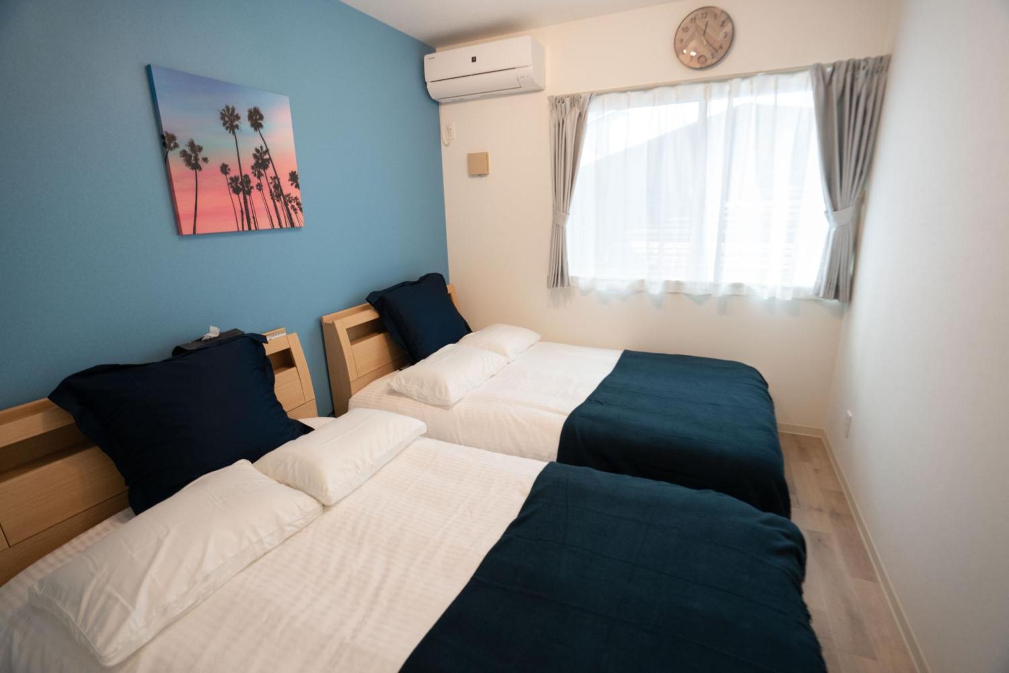 Coral Apartment Onna Room photo